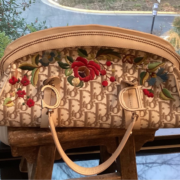 Dior Designer Doiressimo Canvas and Leather Bag - Picture 6 of 7